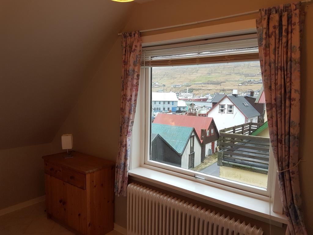 Budget Guesthouse Borgustova Vestmanna Bagian luar foto