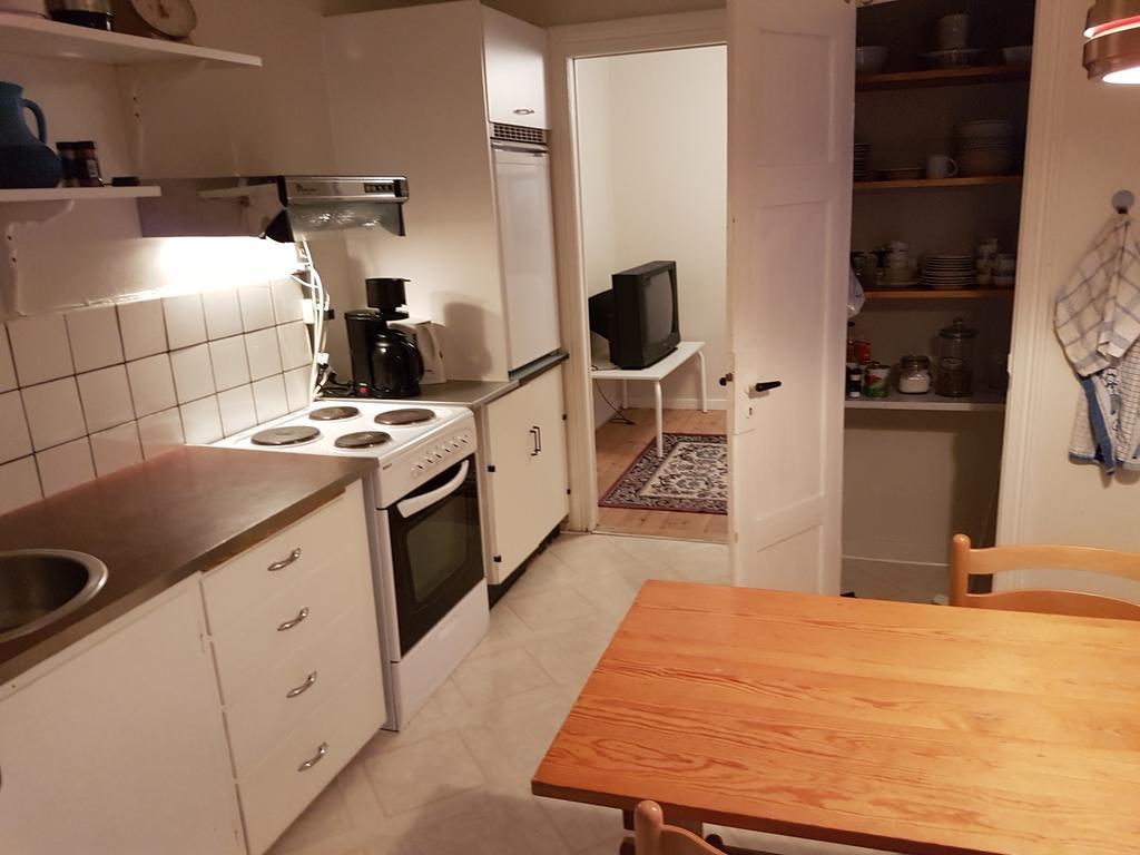 Budget Guesthouse Borgustova Vestmanna Bagian luar foto