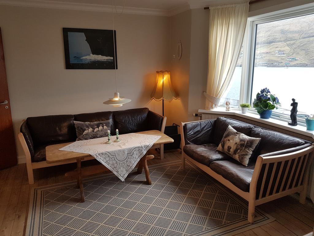 Budget Guesthouse Borgustova Vestmanna Bagian luar foto